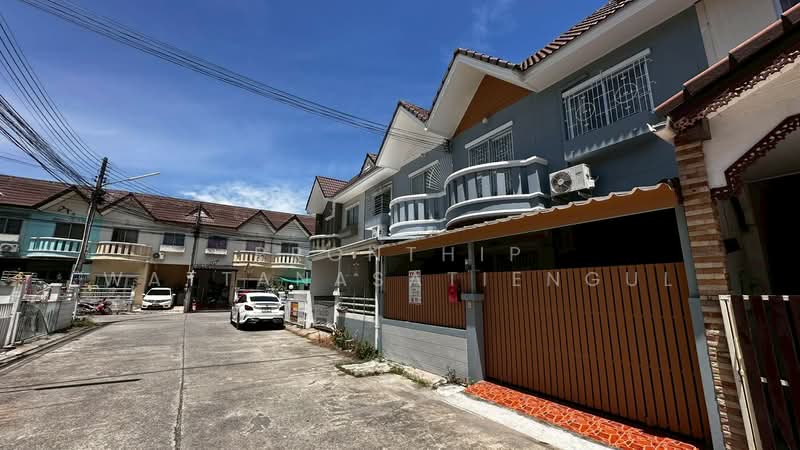 Eastern Land The Plus, Chon Buri (Pattaya), Surasak, Si Racha, Chon Buri (Pattaya), 3 Bedrooms, 80 sqm, Townhouse For Sale, by Pronthip Wattanasatiengul, 500429472 - DDproperty.com