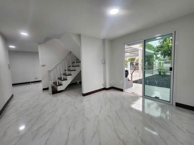 Baan Pornthisan 6 : บ้านพรธิสาร 6, ปทุมธานี, บึงบอน, หนองเสือ, ปทุมธานี, 21 ตร.ม., ทาวน์เฮ้าส์ ขาย, โดย Connex Property, 500429483 - DDproperty.com