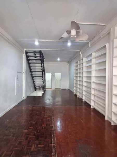 บ้าน 3-ห้องนอน, กรุงเทพ, คลองเตย, กรุงเทพ, 192 ตร.ม., บ้านเดี่ยว ขาย, โดย Khemasooch Chiraburanan, 500429505 - DDproperty.com