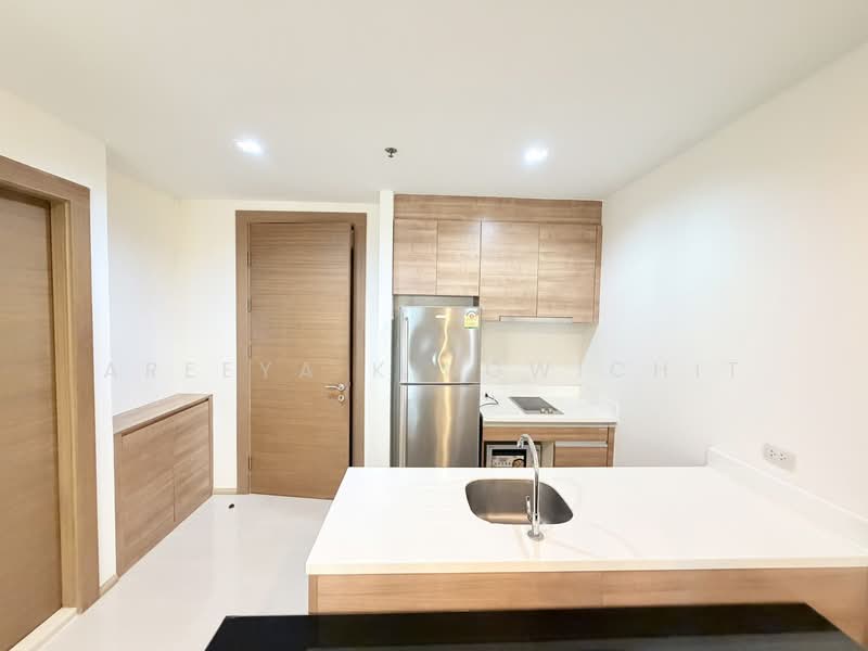 Rhythm Ratchada-Huaikwang, Bangkok, 218 Ratchadaphisek Road, Huai Khwang, Bangkok, 1 Bedroom, 46 sqm, Condo For Rent, by Areeya Kingwichit, 500429523 - DDproperty.com