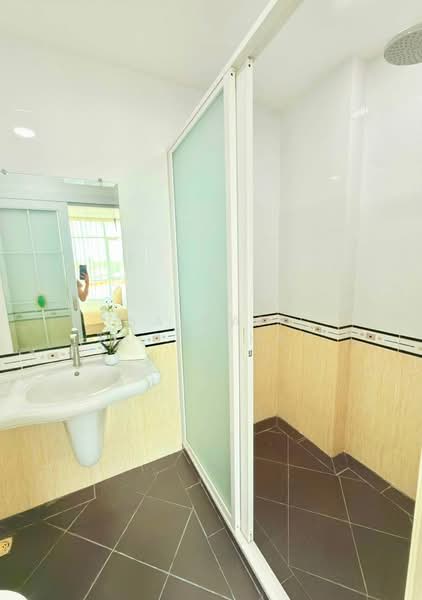 CC Condominium 1 : ซีซี คอนโดมิเนียม 1, ชลบุรี, 418 หมู่ที่ 6, หนองปรือ, บางละมุง, ชลบุรี, 35 ตร.ม., คอนโด ขาย, โดย Saimaii Russiphat, 500429542 - DDproperty.com