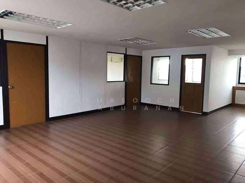 undefined, Bangkok, Sanam Bin, Don Mueang, Bangkok, 5 Bedrooms, 500 sqm, Townhouse For Sale, by Khemasooch Chiraburanan, 500429547 - DDproperty.com