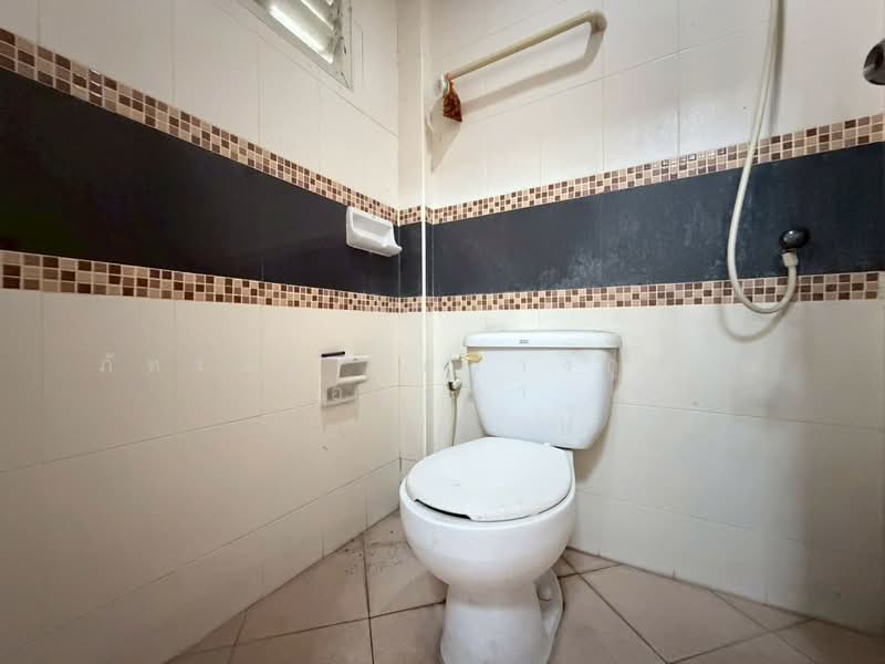ทาวน์เฮ้าส์ หมู่บ้านเพทาย เพลส ลำลูกกาคลอง 3, Pathum Thani, Khu Khot, Lam Luk Ka, Pathum Thani, 2 Bedrooms, 68 sqm, Townhouse For Sale, by ภัทรนัน อิศรางกูร ณ อยุธยา, 500429562 - DDproperty.com
