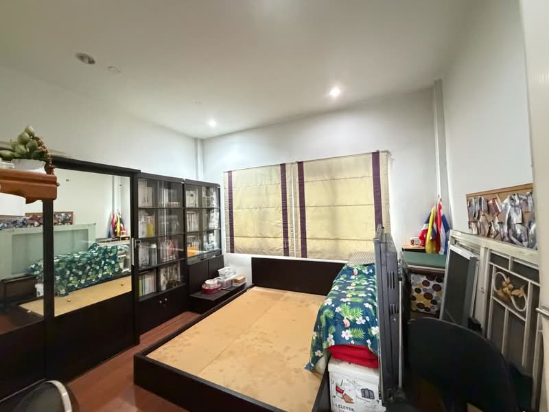 Prinluck Navamin, Bangkok, Nawamin Road, Khlong Kum, Bueng Kum, Bangkok, 4 Bedrooms, 100 sqm, Townhouse For Sale, by The Best Property เมย์, 500429569 - DDproperty.com