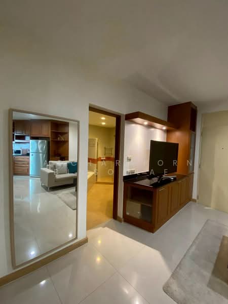 Silom Grand Terrace, Bangkok, Soi Saladaeng 2, Saladaeng Road, Silom, Bang Rak, Bangkok, 2 Bedrooms, 89 sqm, Condo For Sale, by Patcharaporn Binsorlae, 500429571 - DDproperty.com