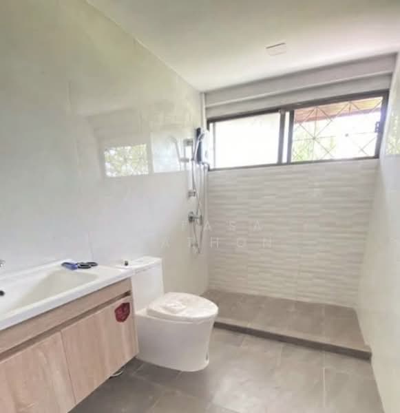 Sammakon Ramkhamhaeng, Bangkok, Ramkhamhaeng Road, Saphan Sung, Bangkok, 4 Bedrooms, 325 sqm, Single Detached House For Rent, by Natasa Techathonthanakhun, 500429645 - DDproperty.com