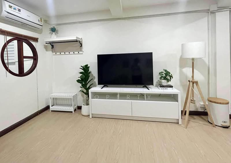 Suan Dok - Air Force Base area Chiagmai, Chiang Mai, Su Thep, Muang Chiang Mai, Chiang Mai, 2 Bedrooms, 130 sqm, Townhouse For Rent, by Best Choice Property, 500429646 - DDproperty.com