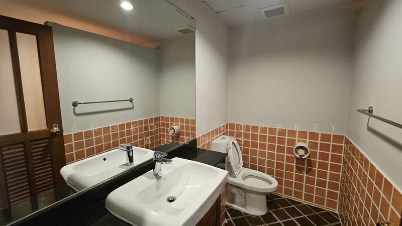Baan Thirapa, Bangkok, 9 Soi Phra Phinit, Thung Maha Mek, Sathon, Bangkok, 3 Bedrooms, 190 sqm, Condo For Rent, by BANGKOK PROPERTY AGENTS, 500429671 - DDproperty.com