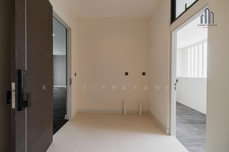 95E1 (Ninety-Five East One), Bangkok, 95 Soi Yothin Phattana 3, Khlong Chan, Bang Kapi, Bangkok, 4 Bedrooms, 846 sqm, Single Detached House For Sale, by Kay Tippayanet, 500429672 - DDproperty.com