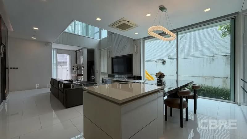 VIVE Ekkamai-Ramintra, Bangkok, Soi Yothin Phatthana 3, Nawamin, Bueng Kum, Bangkok, 4 Bedrooms, 371 sqm, Single Detached House For Sale, by Praphinleeya Phuengkhuankhan, 500429685 - DDproperty.com