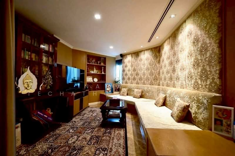 Sathorn Gardens, Bangkok, 39 South Sathorn Road, Thung Maha Mek, Sathon, Bangkok, 3 Bedrooms, 230 sqm, Condo For Sale, by Natasa Techathonthanakhun, 500429698 - DDproperty.com