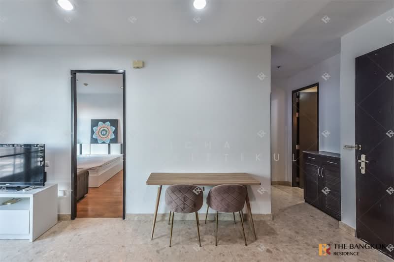 Baan Klang Krung Siam-Pathumwan, Bangkok, Petchburi Road, Thanon Phetchaburi, Ratchathewi, Bangkok, 2 Bedrooms, 67 sqm, Condo For Rent, by Nicha Peerakittikul, 500429733 - DDproperty.com