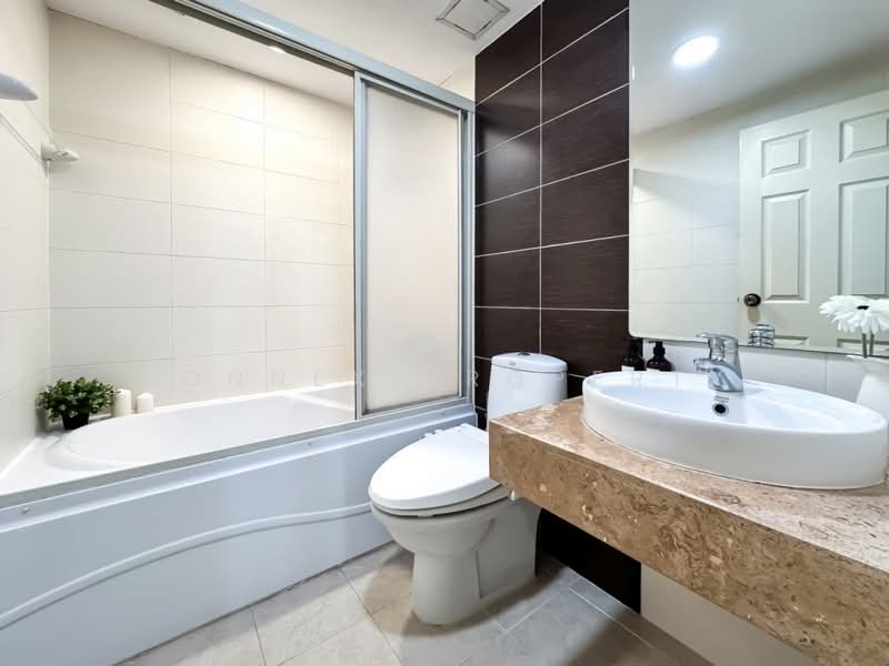 Lumpini Suite Sukhumvit 41 : ลุมพินี สวีท สุขุมวิท 41, กรุงเทพ, ซอยสุขุมวิท 41, คลองตันเหนือ, วัฒนา, กรุงเทพ, 70 ตร.ม., คอนโด ขาย, โดย Connex Property, 500429760 - DDproperty.com