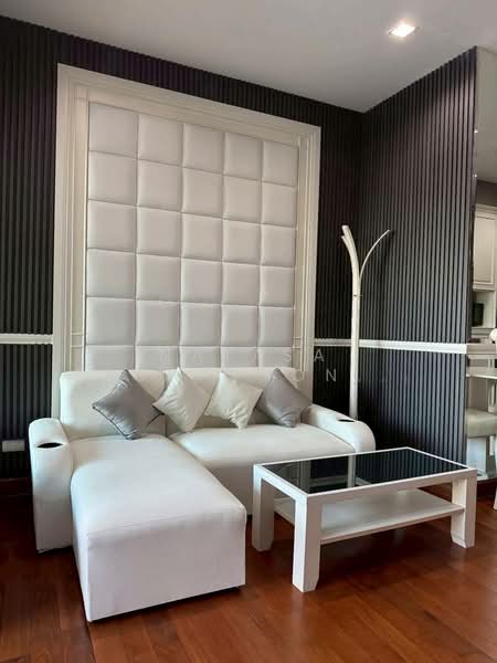 Ivy Sathorn 10, Bangkok, 88 Soi Sathorn 12, Sathorn Road, Silom, Bang Rak, Bangkok, 1 Bedroom, 41 sqm, Condo For Rent, by Natasa Techathonthanakhun, 500429767 - DDproperty.com