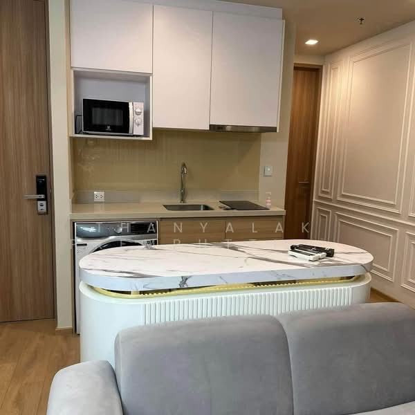 Noble Around Sukhumvit 33, Bangkok, 17 Soi Sukhumvit 33, Khlong Tan Nua, Watthana, Bangkok, 2 Bedrooms, 55 sqm, Condo For Sale, by Thanyalak Premputtiphan, 500429780 - DDproperty.com