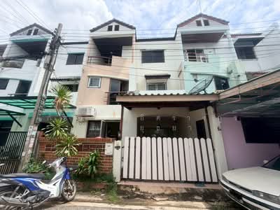 ขาย - ทาวน์โฮม หมู่บ้านธันยกานต์ ซอยรามอินทรา 40, กรุงเทพ