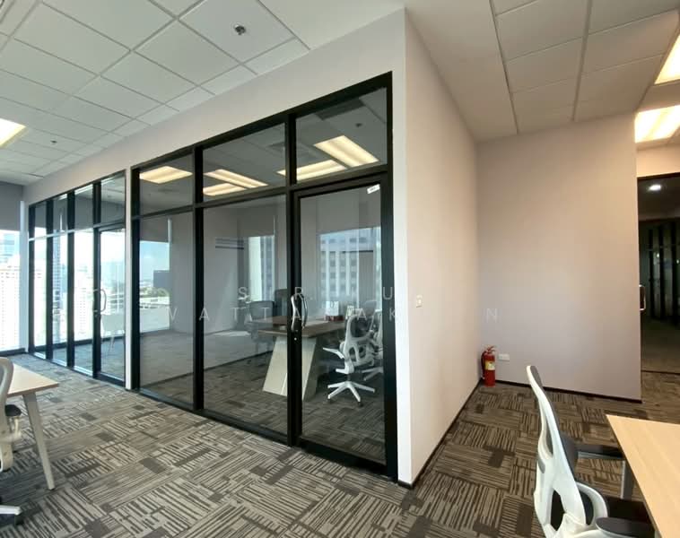 Office พร้อมเฟอร์ 15 ที่นั่ง, 800ม.จาก BTS ชิดลม, วิวสวน, กรุงเทพ, ลุมพินี, ปทุมวัน, กรุงเทพ, 88 ตร.ม., สำนักงาน ให้เช่า, โดย Sirikul Wattanakorn, 500429801 - DDproperty.com