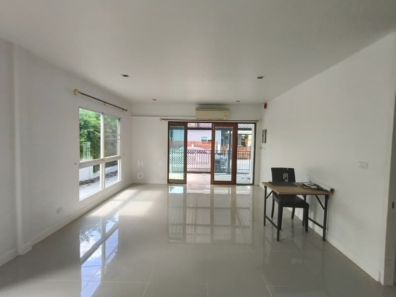 Perfect Place Sukhumvit 77-Suvarnabhumi, Samut Prakan, Lat Krabang Road, Rachathewa, Bang Plee, Samut Prakan, 3 Bedrooms, 150 sqm, Single Detached House For Sale, by The Best Property ตู่, 500429838 - DDproperty.com