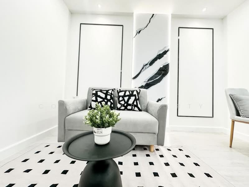 Lumpini Condo Town Bodindecha Ramkhamhaeng, Bangkok, Soi Ramkhamhaeng 43/1, Phlapphla, Wang Thonglang, Bangkok, 1 Bedroom, 28 sqm, Condo For Sale, by Connex Property, 500429851 - DDproperty.com