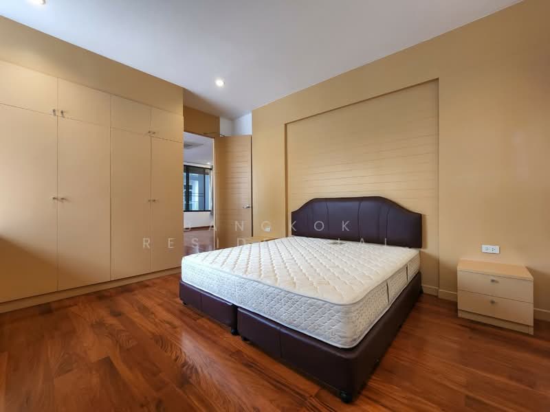 Acadamia Grand Tower, Bangkok, Soi Sukhumvit 43, Khlong Tan Nua, Watthana, Bangkok, 3 Bedrooms, 204 sqm, Condo For Sale, by Bangkok Residential, 500429866 - DDproperty.com