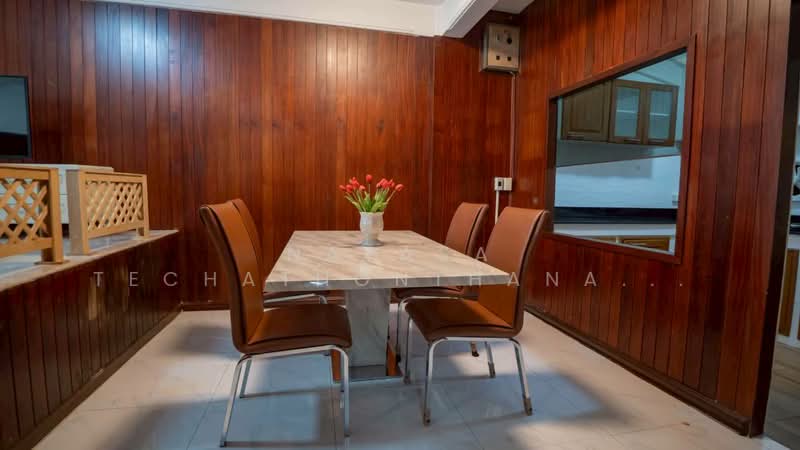 undefined, Bangkok, Khlong Tan Nua, Watthana, Bangkok, 5 Bedrooms, 350 sqm, Townhouse For Rent, by Natasa Techathonthanakhun, 500429868 - DDproperty.com