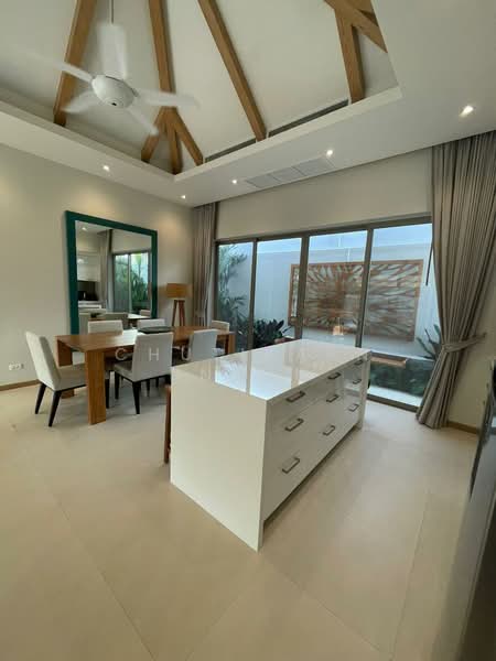 Trichada Villas : ทีชฎาวิลล่า, ภูเก็ต, ซอย ป่าสัก 4/1, เชิงทะเล, ถลาง, ภูเก็ต, 196 ตร.ม., วิลล่า ขาย, โดย Chutikarn In-On, 500429887 - DDproperty.com