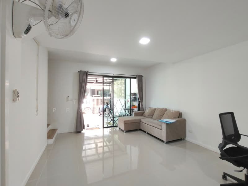 พฤกษาวิลล์ บางนา อ่อนนุช (Pruksa Ville Bangna Onnut), สมุทรปราการ, Pruksa Avenue Rachathewa, ราชาเทวะ, บางพลี, สมุทรปราการ, 100 ตร.ม., ทาวน์เฮ้าส์ ขาย, โดย The Best Property ปิ๊ก, 500429900 - DDproperty.com