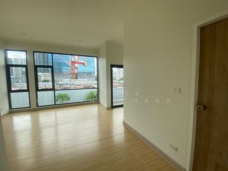 2-BR Townhouse, Bangkok, Chatuchak, Bangkok, 2 Bedrooms, 240 sqm, Townhouse For Rent, by Natasa Techathonthanakhun, 500429910 - DDproperty.com