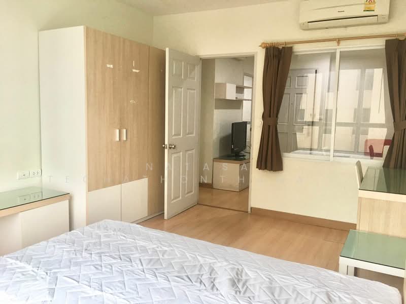 Life @ Ratchada-Suthisan, Bangkok, Ratchadapisek Road, Samsen Nok, Huai Khwang, Bangkok, 1 Bedroom, 44 sqm, Condo For Rent, by Natasa Techathonthanakhun, 500429939 - DDproperty.com