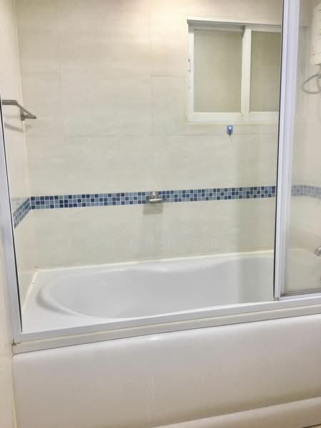 Life @ Ratchada-Suthisan, Bangkok, Ratchadapisek Road, Samsen Nok, Huai Khwang, Bangkok, 1 Bedroom, 44 sqm, Condo For Rent, by Natasa Techathonthanakhun, 500429939 - DDproperty.com
