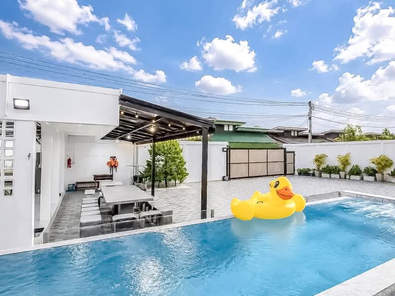 Luxury Pool Villa for Sale Huay Yai East Pattaya 5 Bedroom, Chon Buri (Pattaya), Bang Lamung, Bang Lamung (Pattaya), Chon Buri (Pattaya), 5 Bedrooms, 600 sqm, Villa For Sale, by PLC real estate, 500429946 - DDproperty.com