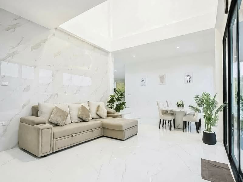 Luxury Pool Villa for Sale Huay Yai East Pattaya 5 Bedroom, Chon Buri (Pattaya), Bang Lamung, Bang Lamung (Pattaya), Chon Buri (Pattaya), 5 Bedrooms, 600 sqm, Villa For Sale, by PLC real estate, 500429946 - DDproperty.com
