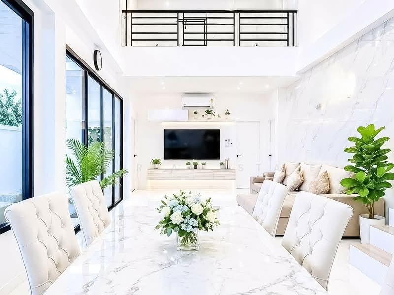 Luxury Pool Villa for Sale Huay Yai East Pattaya 5 Bedroom, Chon Buri (Pattaya), Bang Lamung, Bang Lamung (Pattaya), Chon Buri (Pattaya), 5 Bedrooms, 600 sqm, Villa For Sale, by PLC real estate, 500429946 - DDproperty.com