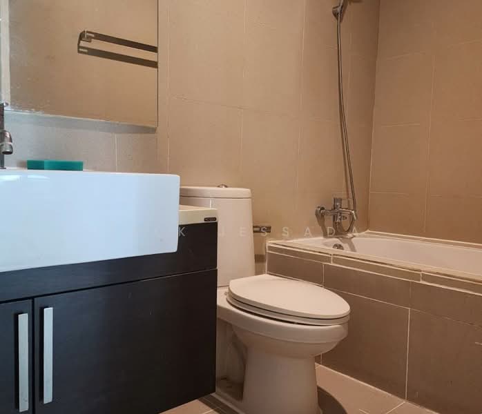 Noble Remix, Bangkok, 772 Soi Sukhumvit 36, Sukhumvit Road, Khong Tan, Khlong Toei, Bangkok, 1 Bedroom, 50 sqm, Condo For Sale, by Zack Jessada, 500429960 - DDproperty.com