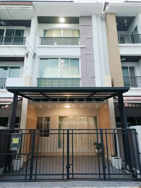 Baan Klang Muang S-Sense Onnuch-Wongwan, Bangkok, Lat Krabang Road, Lat Krabang, Bangkok, 3 Bedrooms, 167 sqm, Townhouse For Rent, by Khlueanphon Nukulsirisak, 500429999 - DDproperty.com