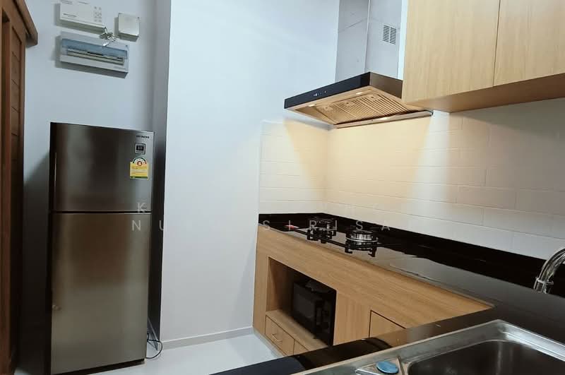 Baan Klang Muang S-Sense Onnuch-Wongwan, Bangkok, Lat Krabang Road, Lat Krabang, Bangkok, 3 Bedrooms, 167 sqm, Townhouse For Rent, by Khlueanphon Nukulsirisak, 500429999 - DDproperty.com