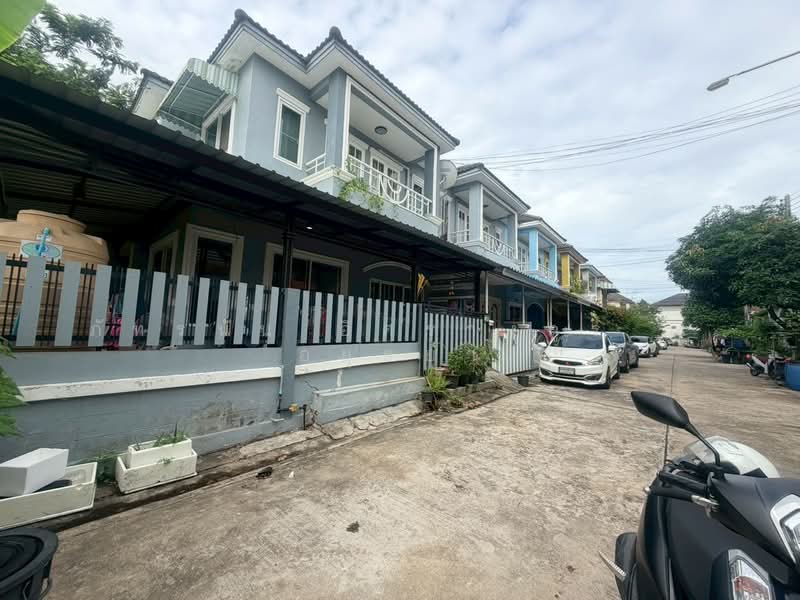 Baan Farlakool Klong 2 : บ้านฟ้าลากูน คลอง2, ปทุมธานี, ซอย รังสิต-นครนายก 44, ประชาธิปัตย์, ธัญบุรี, ปทุมธานี, 108 ตร.ม., ทาวน์เฮ้าส์ ขาย, โดย ภัทรนัน อิศรางกูร ณ อยุธยา, 500430009 - DDproperty.com
