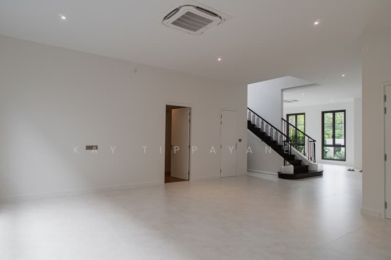 Narasiri Borommaratchachonnani, Bangkok, Sala Thammasop, Thawi Watthana, Bangkok, 5 Bedrooms, 570 sqm, Single Detached House For Sale, by Kay Tippayanet, 500430012 - DDproperty.com