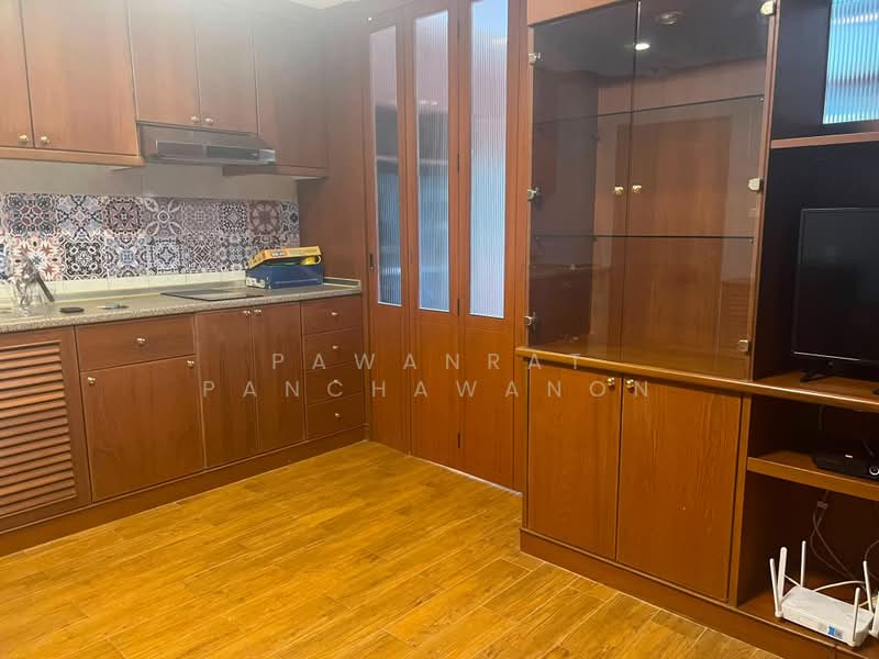 Rin House Condo, Bangkok, Soi Sukhumvit 39, Khlong Tan Nua, Watthana, Bangkok, 1 Bedroom, 45 sqm, Condo For Rent, by Pawanrat Panchawanon, 500430022 - DDproperty.com