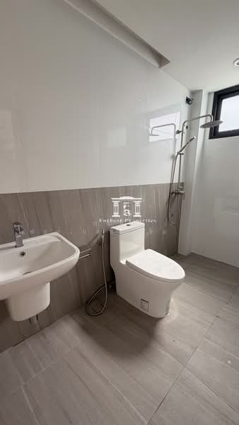 46035 – อาคารพาณิชย์ 3.5 ชั้น + ดาดฟ้า Sky Garden ย่านเย็นอากาศ-สาทร ใกล้ One Bangkok, Bangkok, ถนนเย็นอากาศ, Chong Nonsi, Yan Nawa, Bangkok, , 226 sqm, Shophouse For Sale, by Forbest Properties Co., Ltd., 500430078 - DDproperty.com