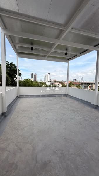 46035 – อาคารพาณิชย์ 3.5 ชั้น + ดาดฟ้า Sky Garden ย่านเย็นอากาศ-สาทร ใกล้ One Bangkok, กรุงเทพ, ถนนเย็นอากาศ, ช่องนนทรี, ยานนาวา, กรุงเทพ, 226 ตร.ม., ตึกแถว-อาคารพาณิชย์ ขาย, โดย บริษัท ฟอร์เบสท์ พร็อพเพอร์ตี้ส์ จำกัด, 500430078 - DDproperty.com