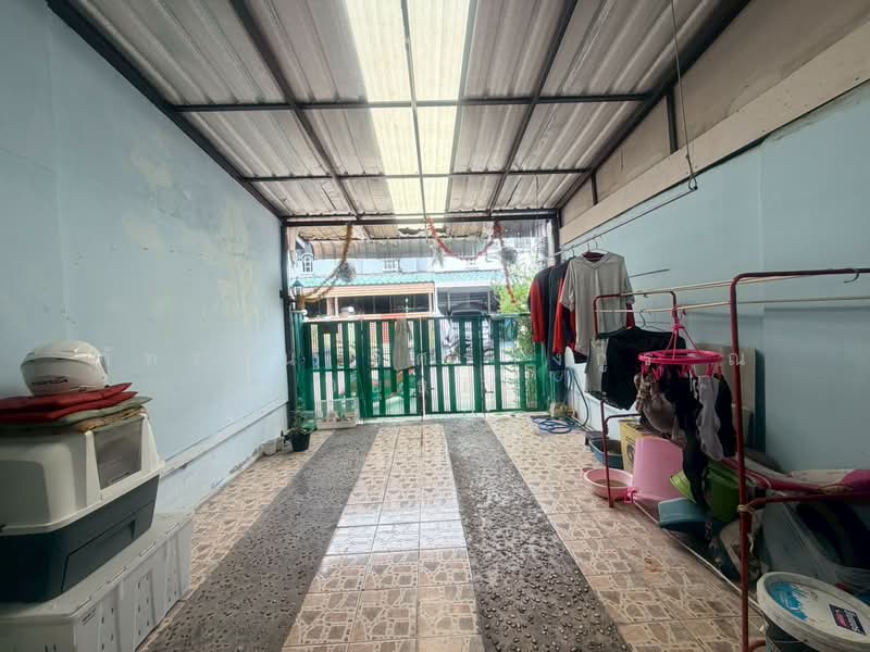 Poonsin thani 2, Bangkok, Khlong Song Ton Nun, Lat Krabang, Bangkok, 2 Bedrooms, 64 sqm, Townhouse For Sale, by ภัทรนัน อิศรางกูร ณ อยุธยา, 500430100 - DDproperty.com