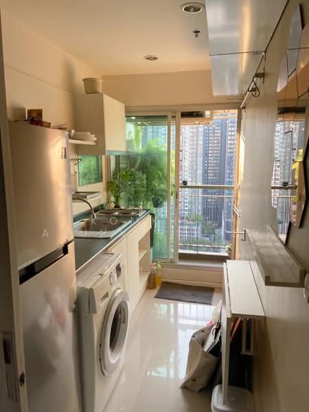 Aspire Rama 9, Bangkok, Soi Rama 9, Rama 9 Road, Huai Khwang, Bangkok, 1 Bedroom, 40 sqm, Condo For Rent, by Komkrit Arunvessased, 500430110 - DDproperty.com