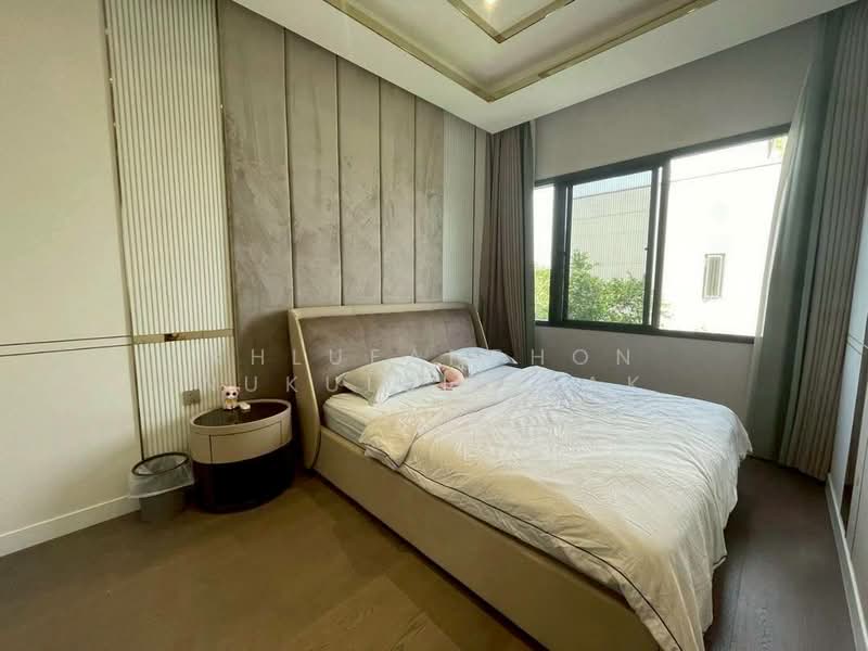 Lake Legend Bangna-Suvarnabhumi, Samut Prakan, Soi King Kaew 37, Rachathewa, Bang Plee, Samut Prakan, 5 Bedrooms, 656 sqm, Single Detached House For Rent, by Khlueanphon Nukulsirisak, 500430125 - DDproperty.com