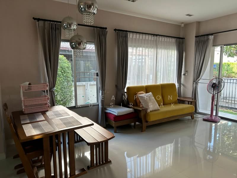 Perfect Place Sukhumvit 77-Suvarnabhumi : เพอร์เฟค เพลส สุขุมวิท77-สุวรรณภูมิ, สมุทรปราการ, ถนนลาดกระบัง, ราชาเทวะ, บางพลี, สมุทรปราการ, 150 ตร.ม., บ้านเดี่ยว ให้เช่า, โดย Khlueanphon Nukulsirisak, 500430130 - DDproperty.com