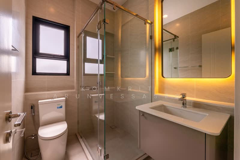 Narinsiri Krungthep Kreetha, Bangkok, Saphan Sung, Bangkok, 5 Bedrooms, 4 sqm, Single Detached House For Rent, by Komkrit Arunvessased, 500430142 - DDproperty.com