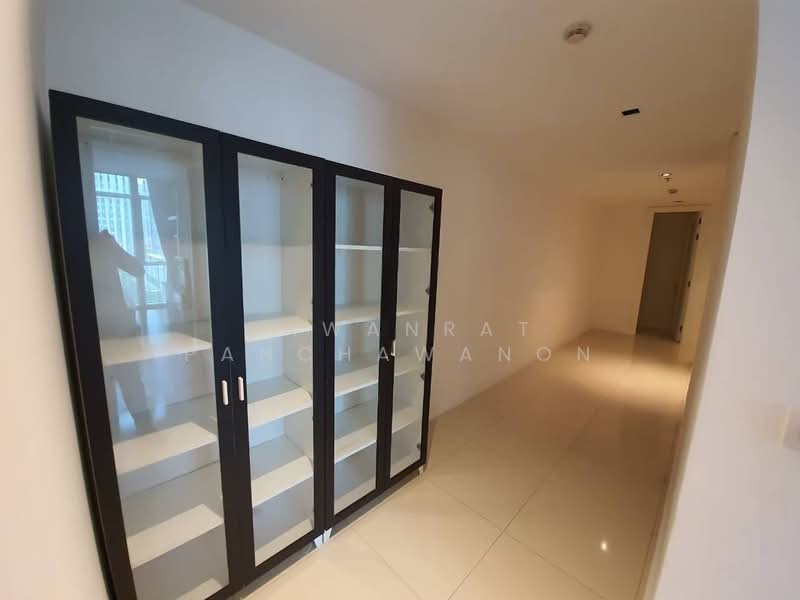 Villa Asoke, Bangkok, 1588 New Petchburi Road, Makkasan, Ratchathewi, Bangkok, 4 Bedrooms, 313 sqm, Condo For Rent, by Pawanrat Panchawanon, 500430153 - DDproperty.com