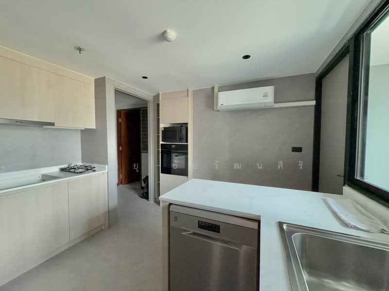 Insaf Tower, Bangkok, 26 Soi Sukhumvit 13, Bang Bon, Bangkok, 3 Bedrooms, 218 sqm, Condo For Rent, by Jirayu Chaiyawattanasiri, 500430154 - DDproperty.com