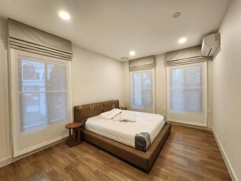 Nantawan Rama 9 - New Krungthepkreetha, Bangkok, Saphan Sung, Bangkok, 4 Bedrooms, 302 sqm, Single Detached House For Rent, by Khlueanphon Nukulsirisak, 500430172 - DDproperty.com