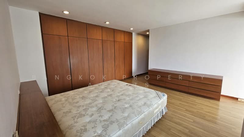 Baan Yen Akard, Bangkok, Yenakat, Chong Nonsi, Yan Nawa, Bangkok, 2 Bedrooms, 245 sqm, Condo For Rent, by BANGKOK PROPERTY AGENTS, 500430173 - DDproperty.com